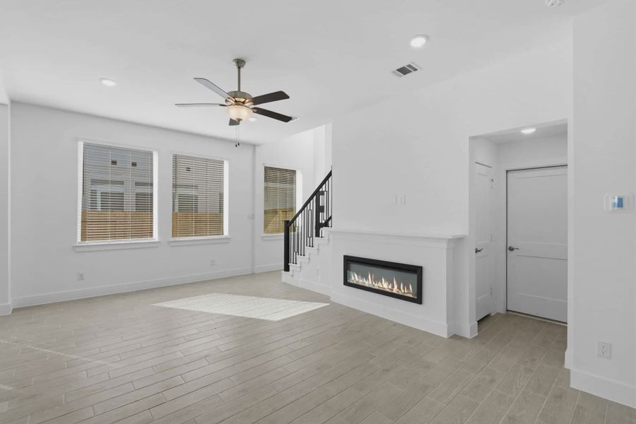 Representative unfurnished interior of a home built from the Chantilly 2 by Chesmar Homes in Sienna Chateau, Missouri City (Image 24).