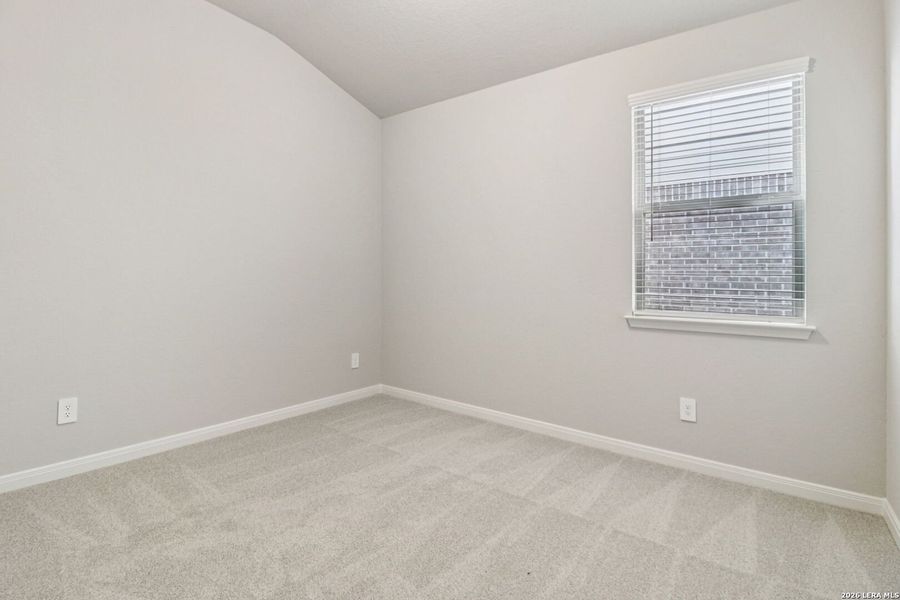 Spacious, unfurnished interior of a new home in Estancia Ranch - Classic Series, San Antonio (Image 29).