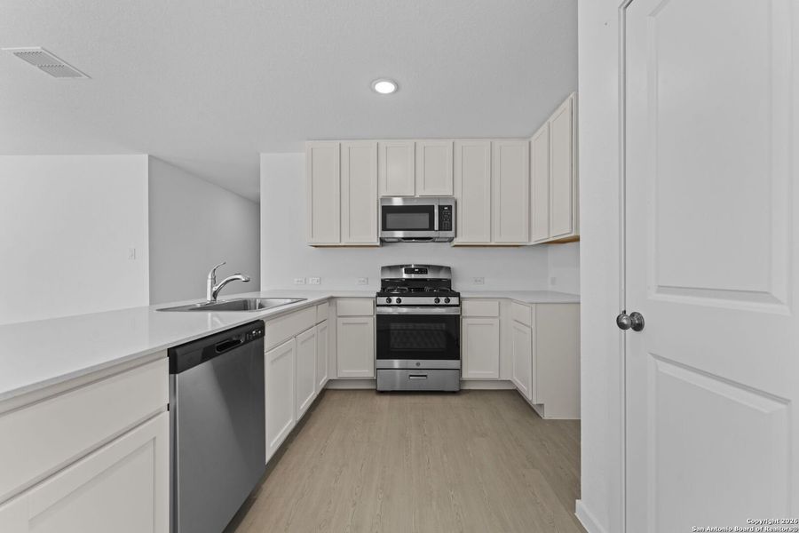 Furnished interior view inside a new home in Friendship Oaks, Fredericksburg (Image 6). Furnished interior view inside a new home in Friendship Oaks, Fredericksburg (Image 6).