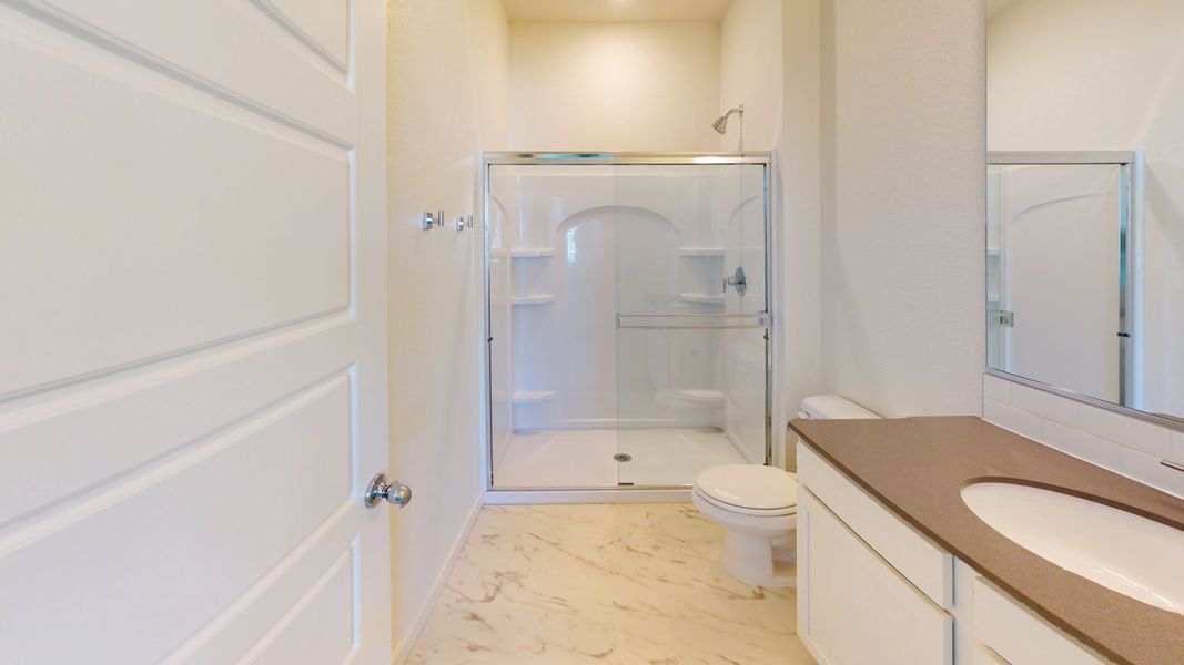 707-Caribou-Owners Suite Bathroom