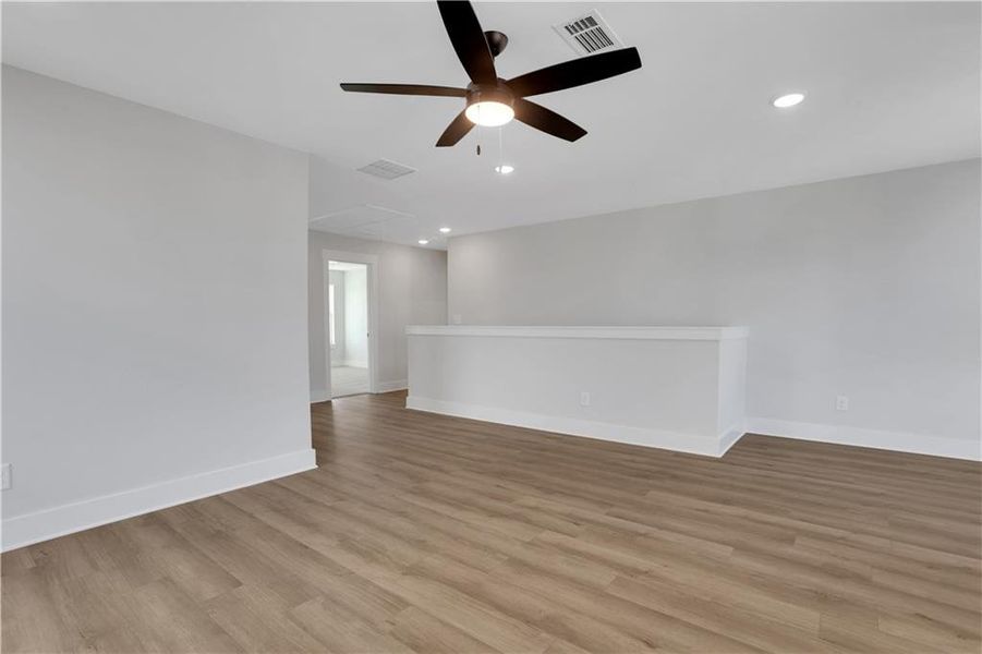 Spacious, unfurnished interior of a new home in Twin Lakes, Hoschton (Image 40).