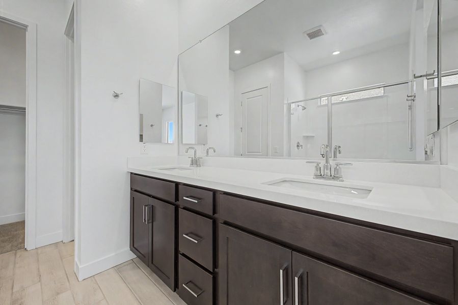 Furnished interior view inside a new home in Frontera, Surprise (Image 6).