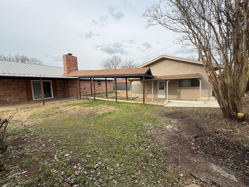 Exterior details and patio area of a home in , Joshua (Image 28).