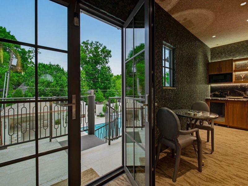 Community amenities in , Dallas (Image 34).