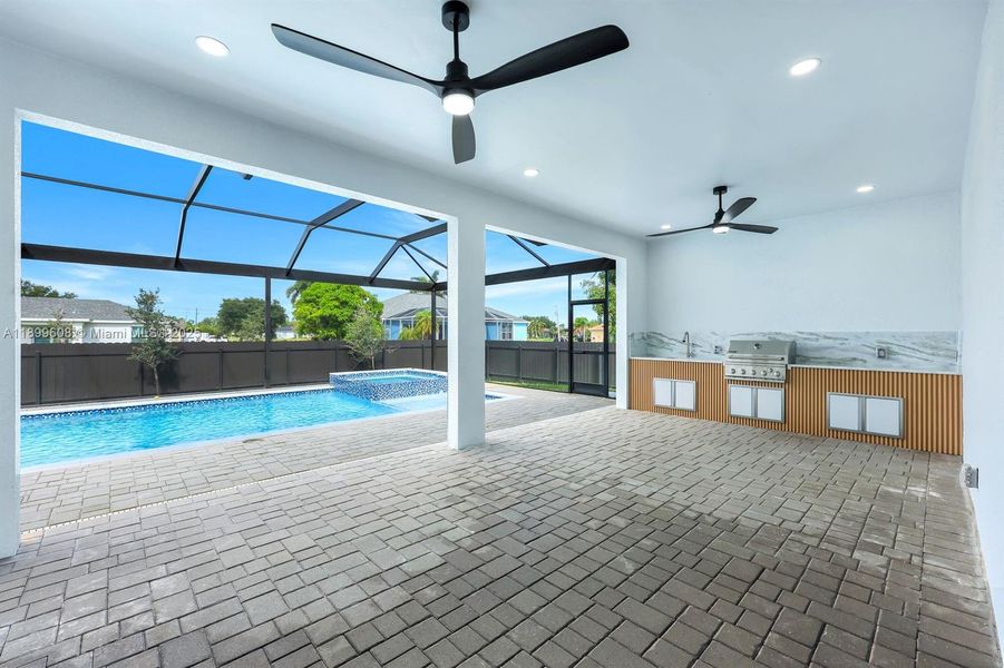 Spacious, unfurnished interior of a new home in , Cape Coral (Image 24). Spacious, unfurnished interior of a new home in , Cape Coral (Image 24).