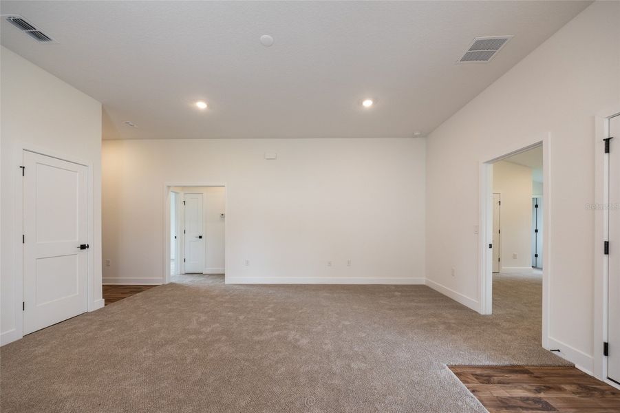 Spacious, unfurnished interior of a new home in Palm Coast, Palm Coast (Image 14).