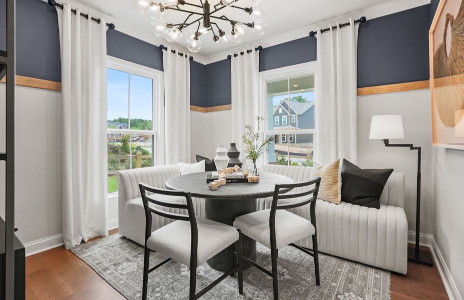 Furnished interior view inside a new home in Forest Creek, Waxhaw (Image 55). Furnished interior view inside a new home in Forest Creek, Waxhaw (Image 55).