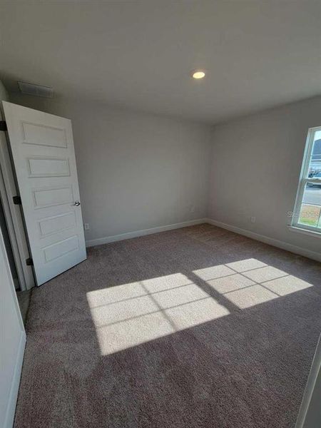 Spacious, unfurnished interior of a new home in Citrus Springs Sub, Citrus Springs (Image 11).