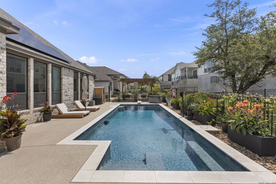 Community amenities in Esperanza, Boerne (Image 32).