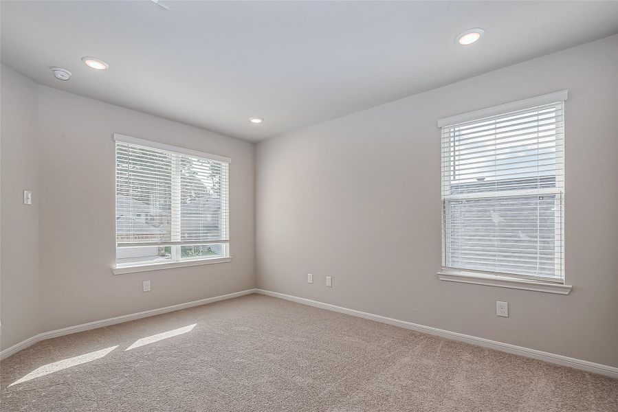 Spacious, unfurnished interior of a new home in Sunterra, Katy (Image 26). Spacious, unfurnished interior of a new home in Sunterra, Katy (Image 26).