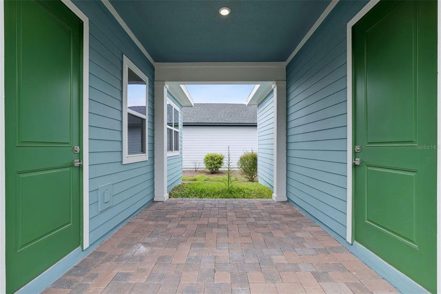 Exterior details and patio area of a home in Weslyn Park at Sunbridge, St. Cloud (Image 3).