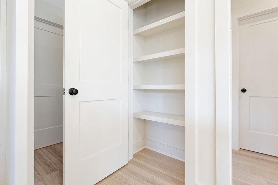 Image 37 of a home in .