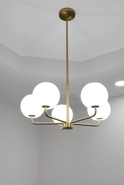 Image 70 of a home in .