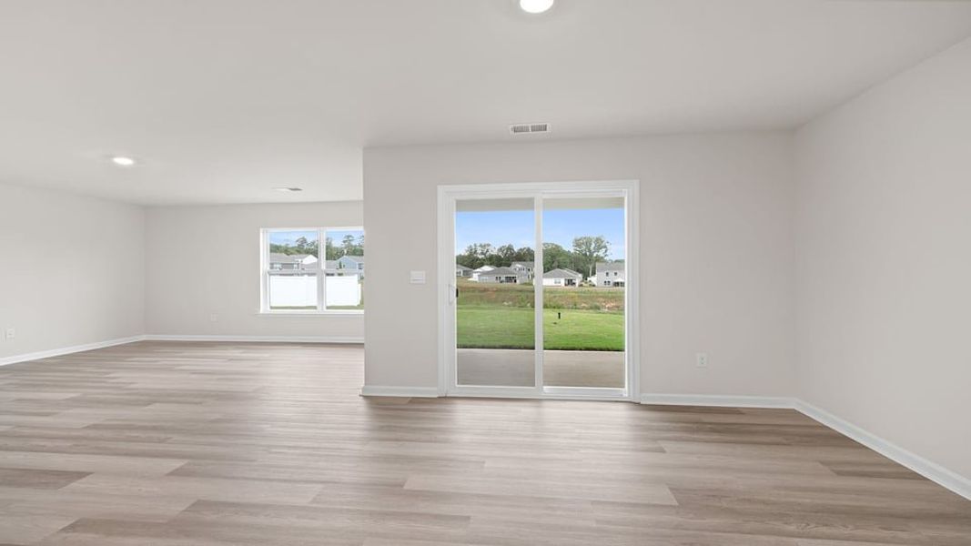 Spacious, unfurnished interior of a new home in Lakestone, Woodruff (Image 21).