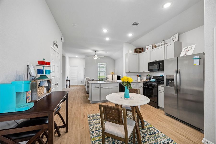 Furnished interior view inside a new home in Magnolia Springs, Montgomery (Image 13).