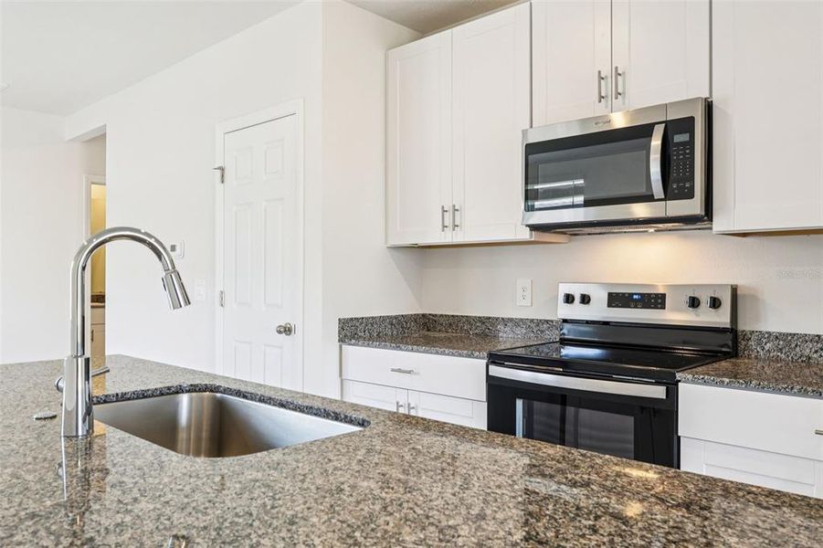 Close-up of interior finishes inside a home in , Lake Alfred (Image 12).