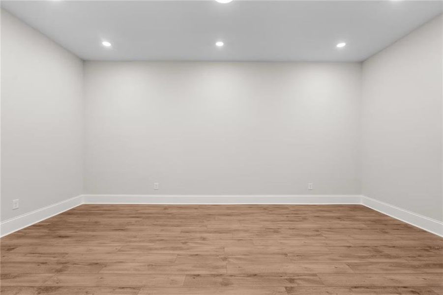 Spacious, unfurnished interior of a new home in Waterside Single Family, Peachtree Corners (Image 49). Spacious, unfurnished interior of a new home in Waterside Single Family, Peachtree Corners (Image 49).