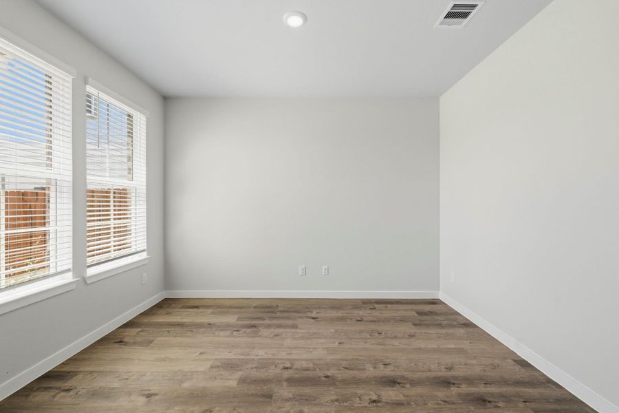 Spacious, unfurnished interior of a new home in Mirabella, Brookshire (Image 18).