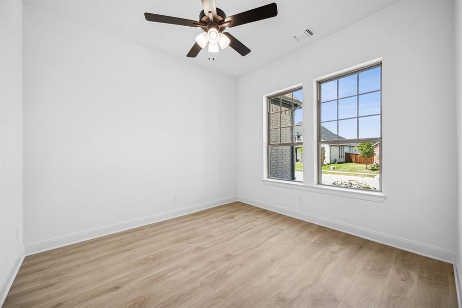 Spacious, unfurnished interior of a new home in Monterra - Classics, Fate (Image 22).