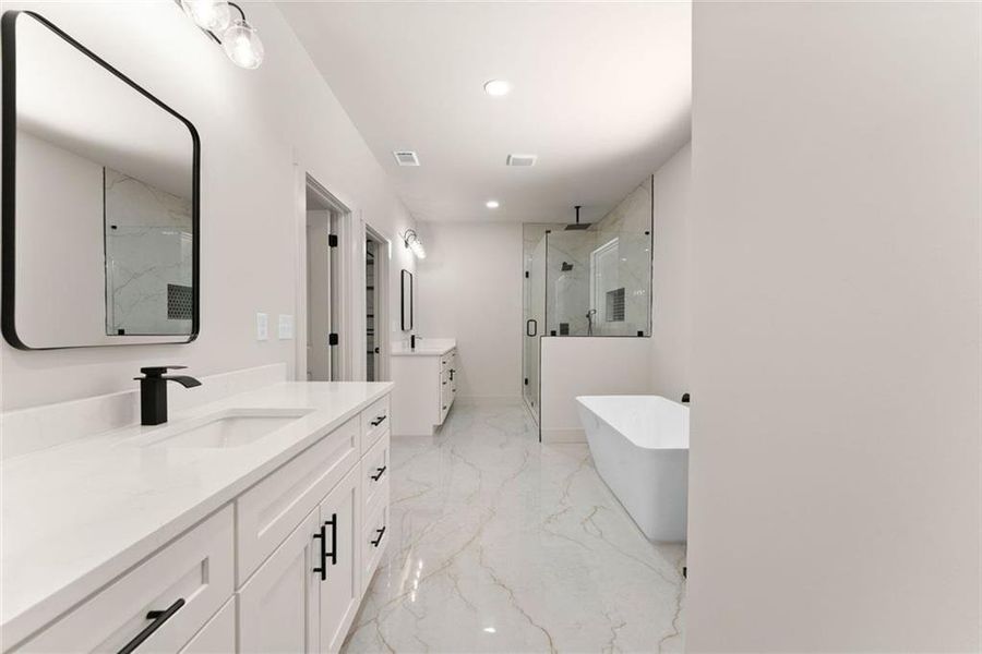 Furnished interior view inside a new home in , Gainesville (Image 11).