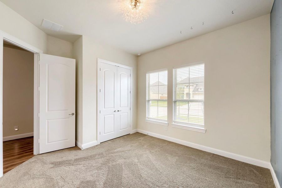 Spacious, unfurnished interior of a new home in , Katy (Image 22).