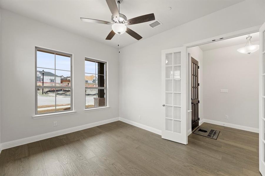 04. 721 Phoenix - Study