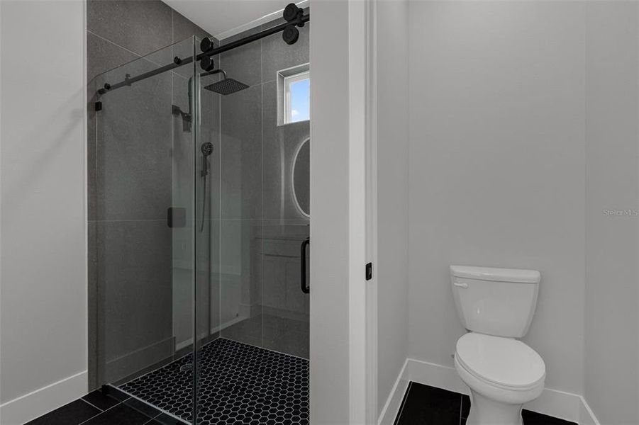 Furnished interior view inside a new home in , Ocala (Image 9).