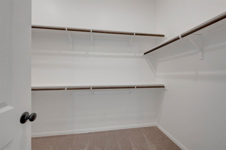 Spacious, unfurnished interior of a new home in Heritage, Dripping Springs (Image 22).