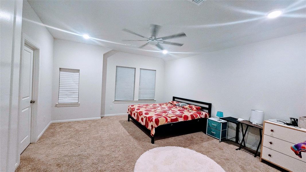 Image 13 of a home in Towne Lake 50'. Image 13 of a home in Towne Lake 50'.