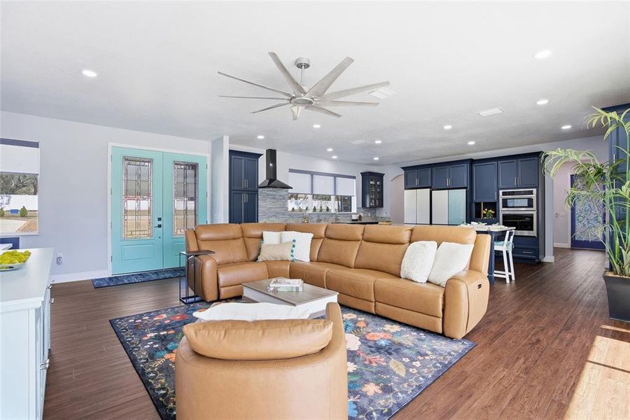 Furnished interior view inside a new home in , Spring Hill (Image 17).