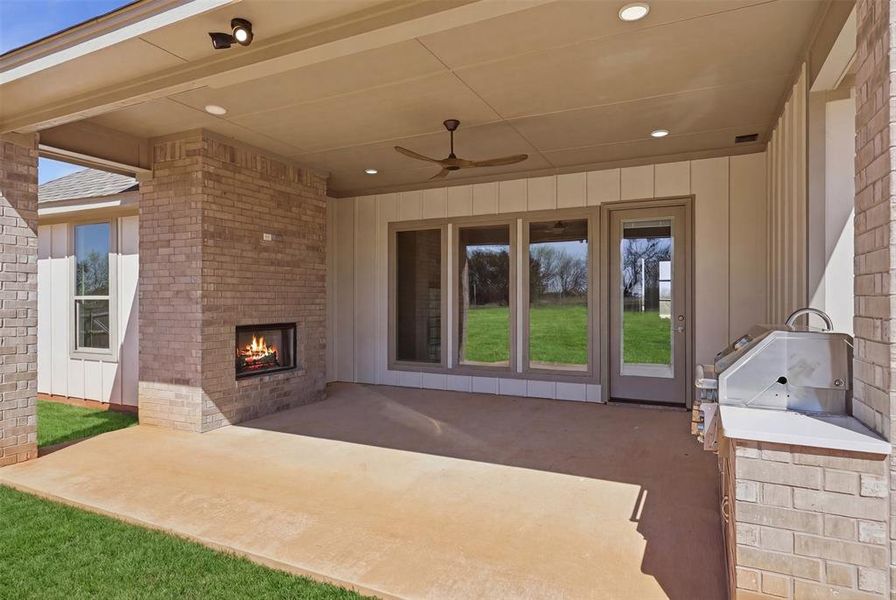 Exterior details and patio area of a home in , Graford (Image 23).