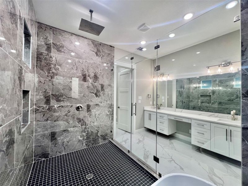 Furnished interior view inside a new home in , Dayton (Image 15).