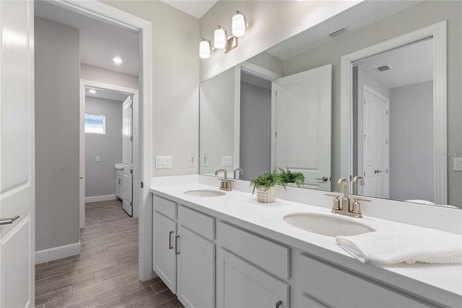 Furnished interior view inside a new home in , Wesley Chapel (Image 6).