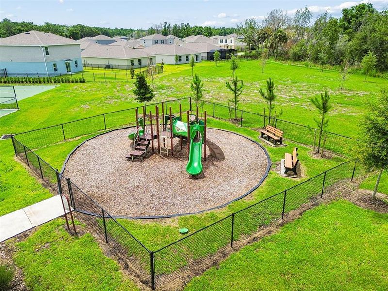 Community amenities in Providence, Davenport (Image 68).