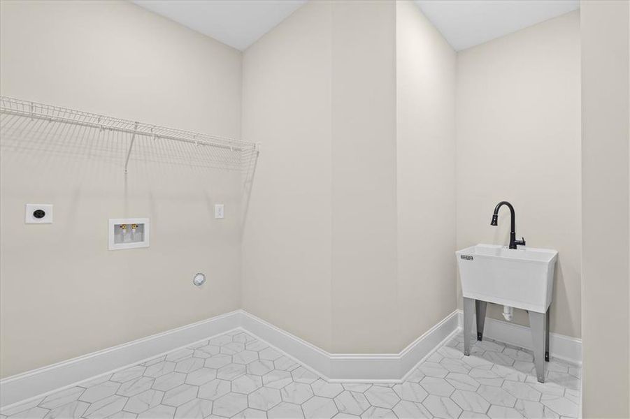 Spacious, unfurnished interior of a new home in , Carrollton (Image 45).