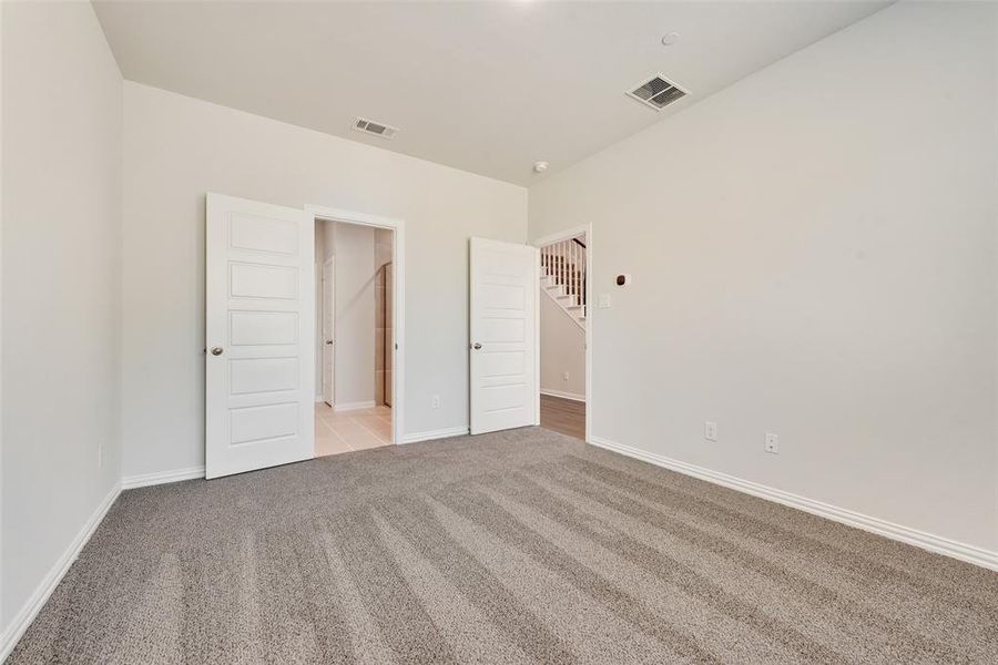 Spacious, unfurnished interior of a new home in Wade Settlement Townhomes, Frisco (Image 15).