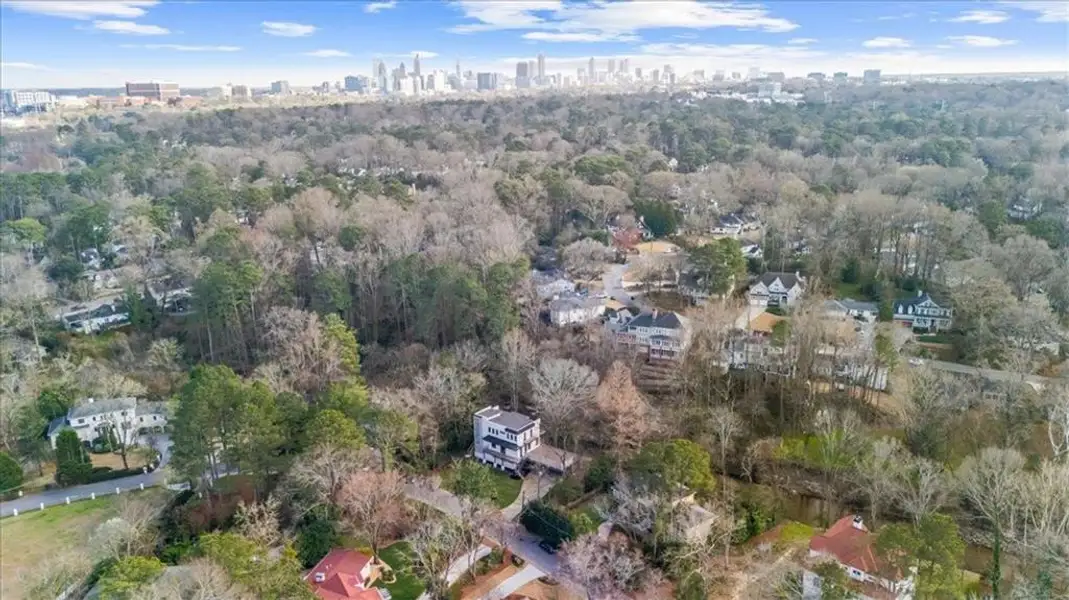 Image 94 of a home in .