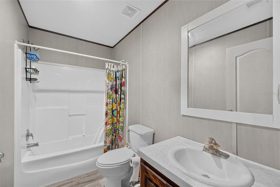 Furnished interior view inside a new home in , Hawthorne (Image 11).