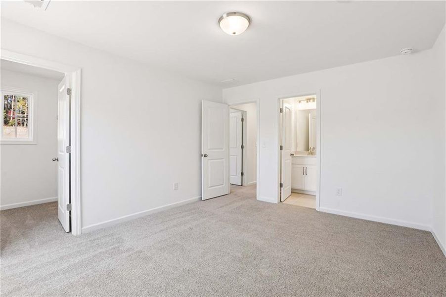 Spacious, unfurnished interior of a new home in Arbors at Richland Creek, Buford (Image 31).