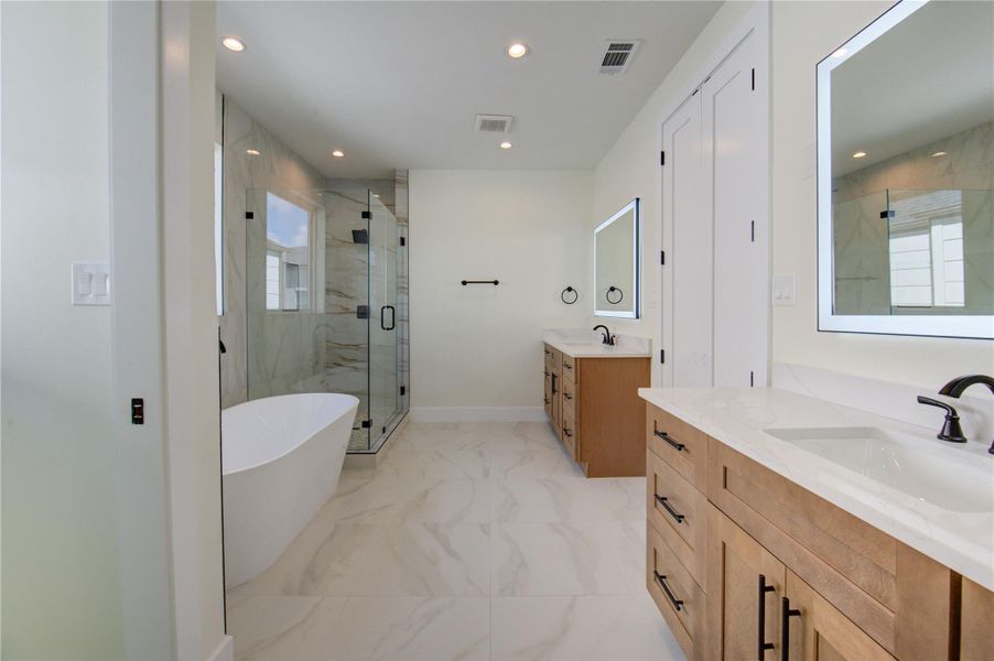 Furnished interior view inside a new home in , Houston (Image 32).