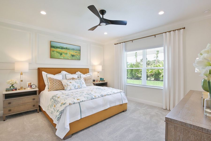 Representative furnished interior of a home built from the Tidewinds 2 by Neal Communities in Boca Royale Golf & Country Club at Wellen Park, Englewood (Image 13).