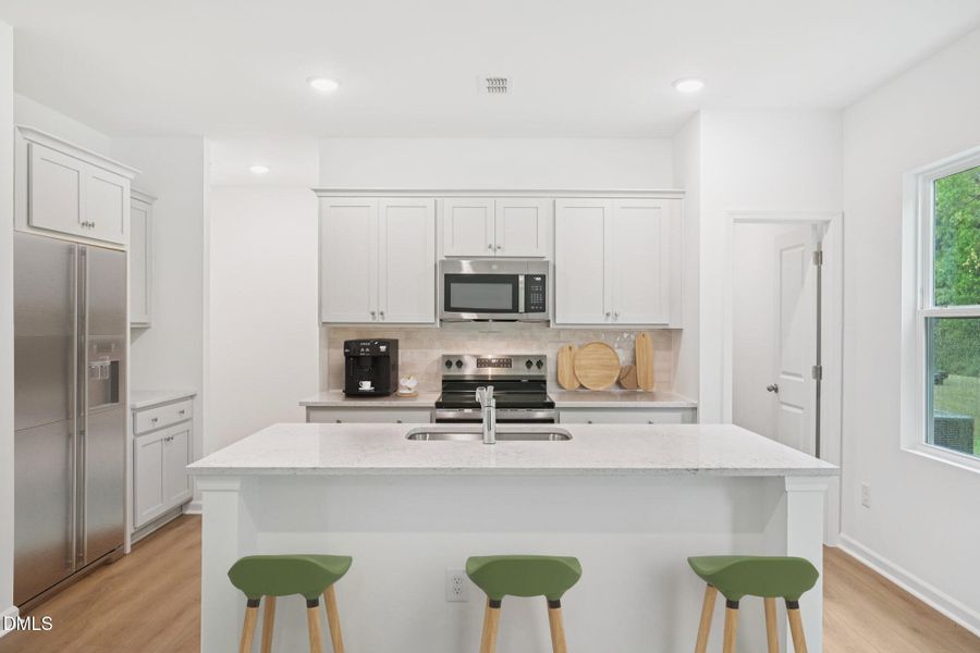 10-web-or-mls-Galloway Dr-S0708-010