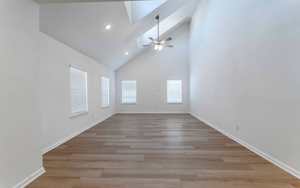 Spacious, unfurnished interior of a new home in Solterra, Mesquite (Image 21). Spacious, unfurnished interior of a new home in Solterra, Mesquite (Image 21).