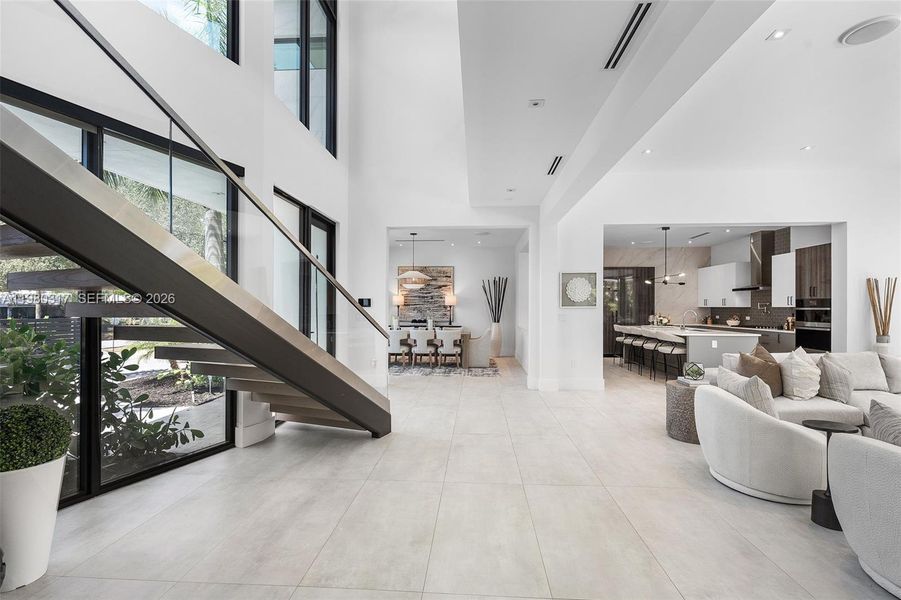 Furnished interior view inside a new home in , Fort Lauderdale (Image 44).