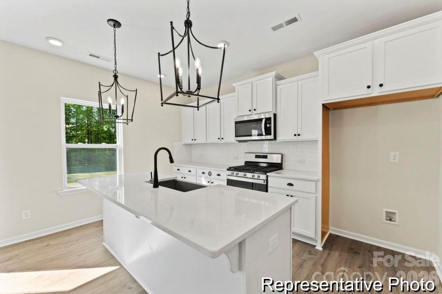 Furnished interior view inside a new home in Beaver Creek, Statesville (Image 4).