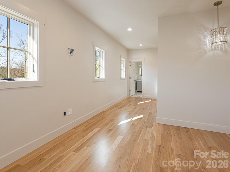 Spacious, unfurnished interior of a new home in , Asheville (Image 24).