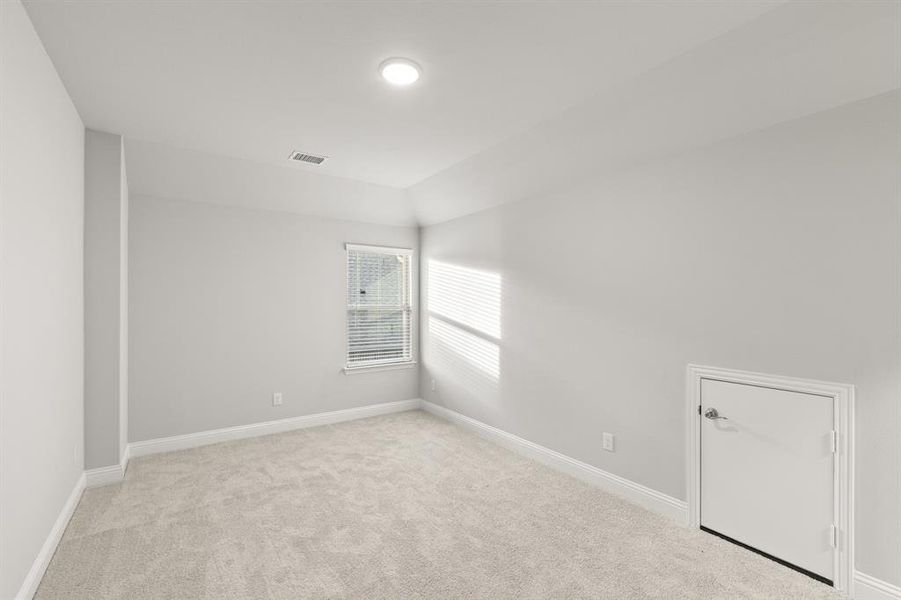 3539 Helios-Bedroom-3