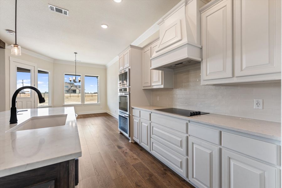 Furnished interior view inside a new home in Eagle Ridge Estates, Weatherford (Image 9).