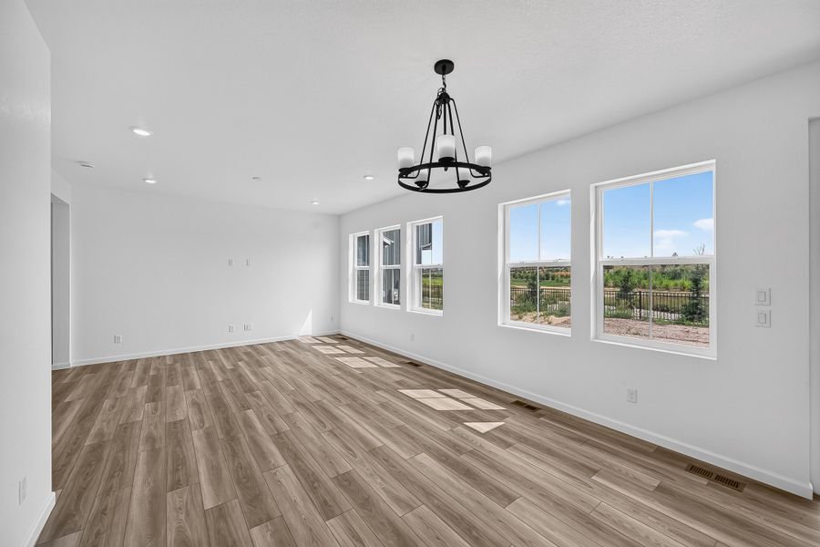 Spacious, unfurnished interior of a new home in The Aurora Highlands, Aurora (Image 13).