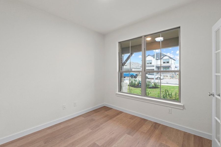 Spacious, unfurnished interior of a new home in Prairie Winds, Hutto (Image 16).
